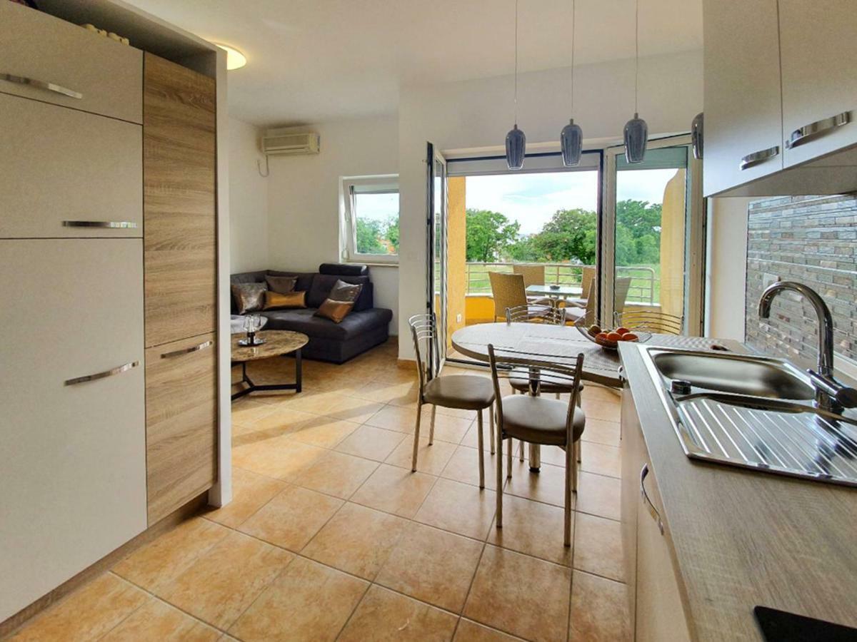 Apartamento Lastovka Posesi Medulin Exterior foto