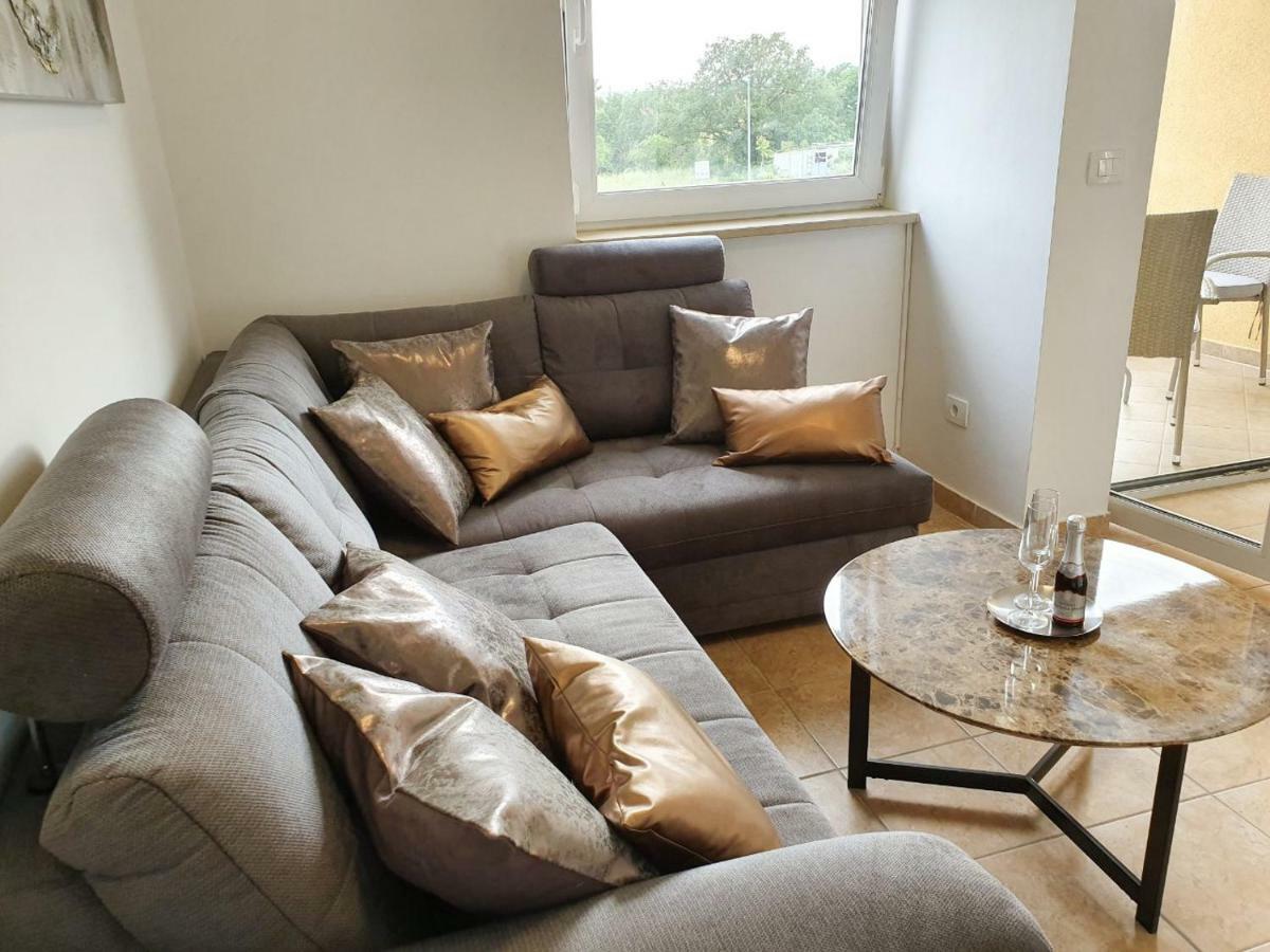 Apartamento Lastovka Posesi Medulin Exterior foto