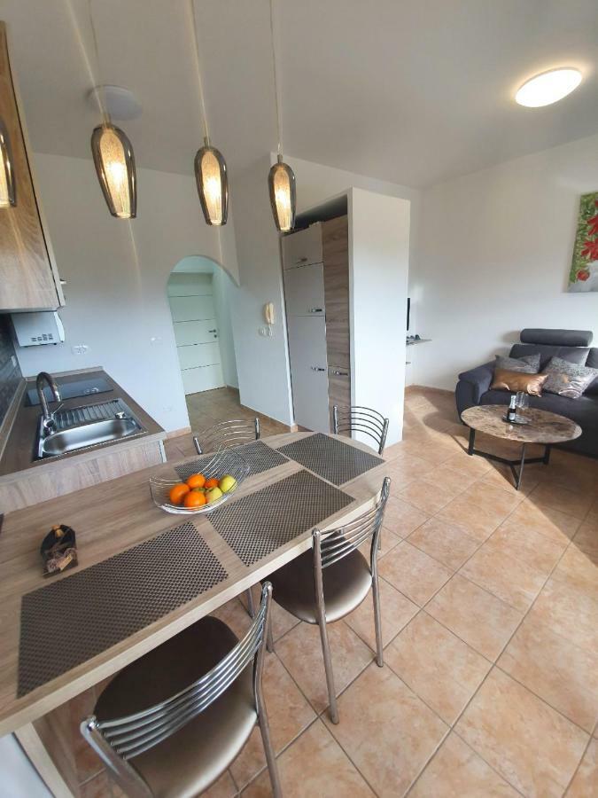 Apartamento Lastovka Posesi Medulin Exterior foto